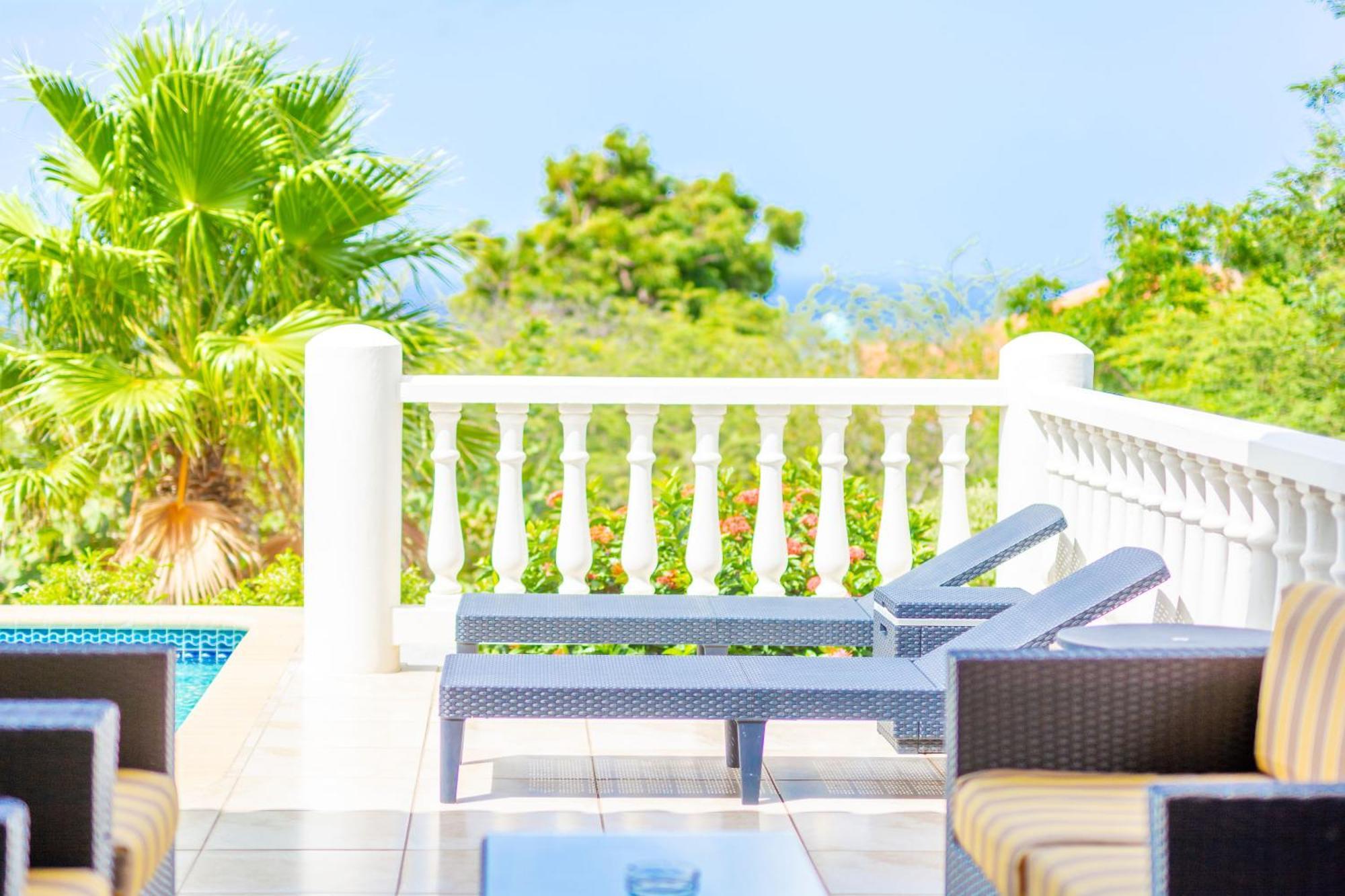 Coral Estate Rentals Willibrordus Exterior foto